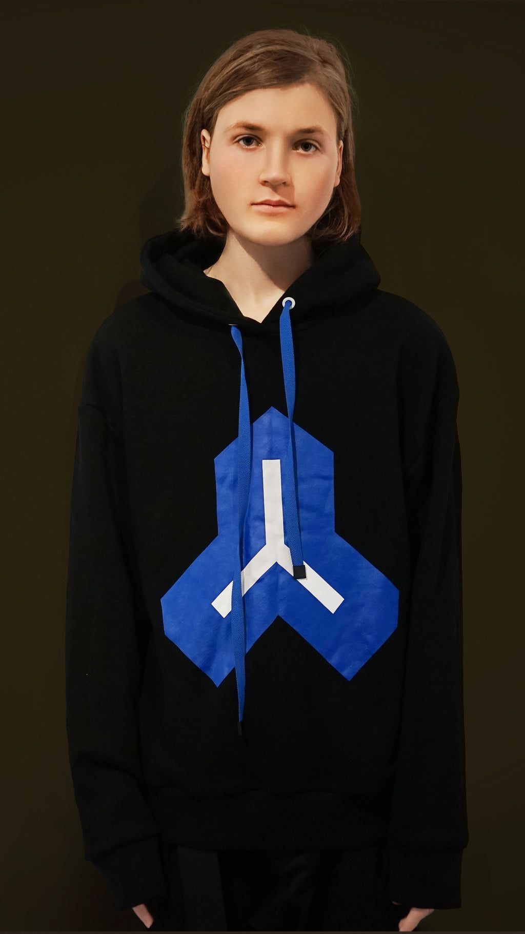 NEOFO LONDON MAIN LOGO REGULAR FIT HOODIE