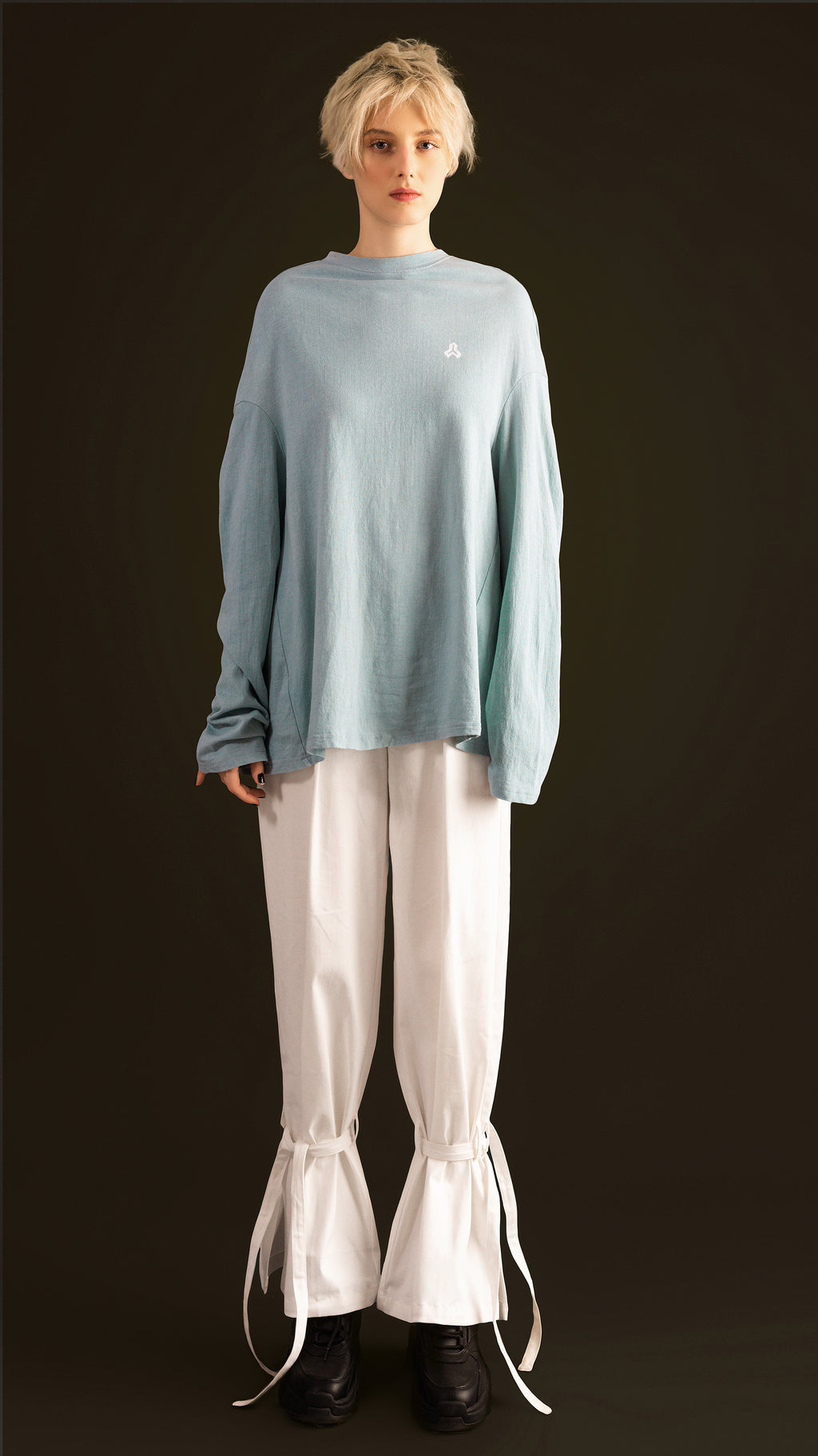 NEOFO LONDON "SHOULDER-OFF" LONG-SLEEVED OVERSIZED SHIRT