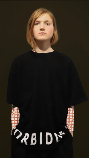 NEOFO LONDON OVERSIZED FORBIDDEN BLACK T-SHIRT